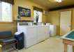 gift-shop-laundromat_00
