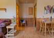 deluxe-honeymoon-cottage_07